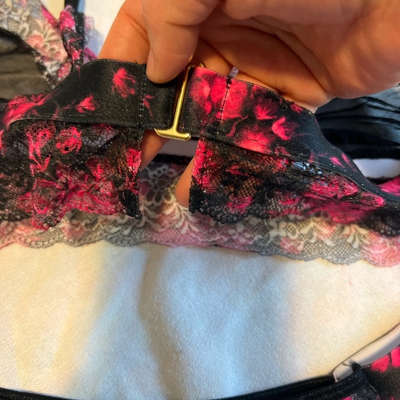 Beautiful mesh and lace floral lingerie, set pink and black sexy set size medium - Picture 10 of 16